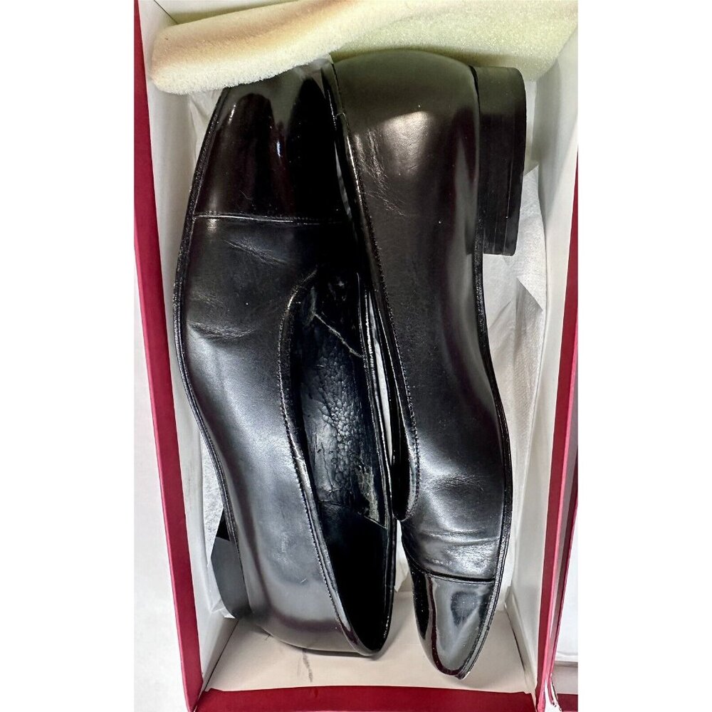 Van Eli  Heels, sz. 8.5 M Original Retail $108.00 Black Low Heel Slip Ons